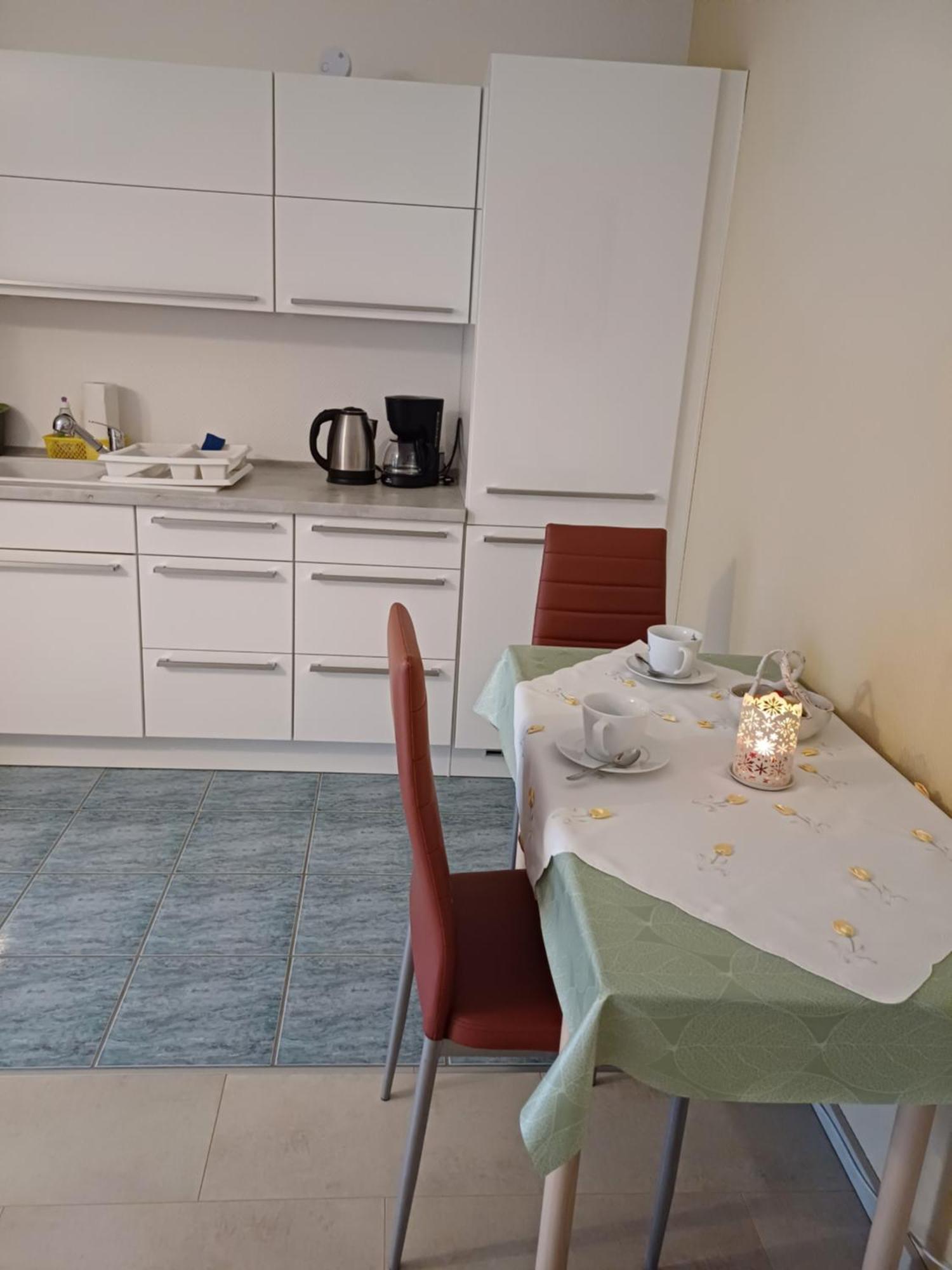 Thueringer Zimmer Suhl Bagian luar foto