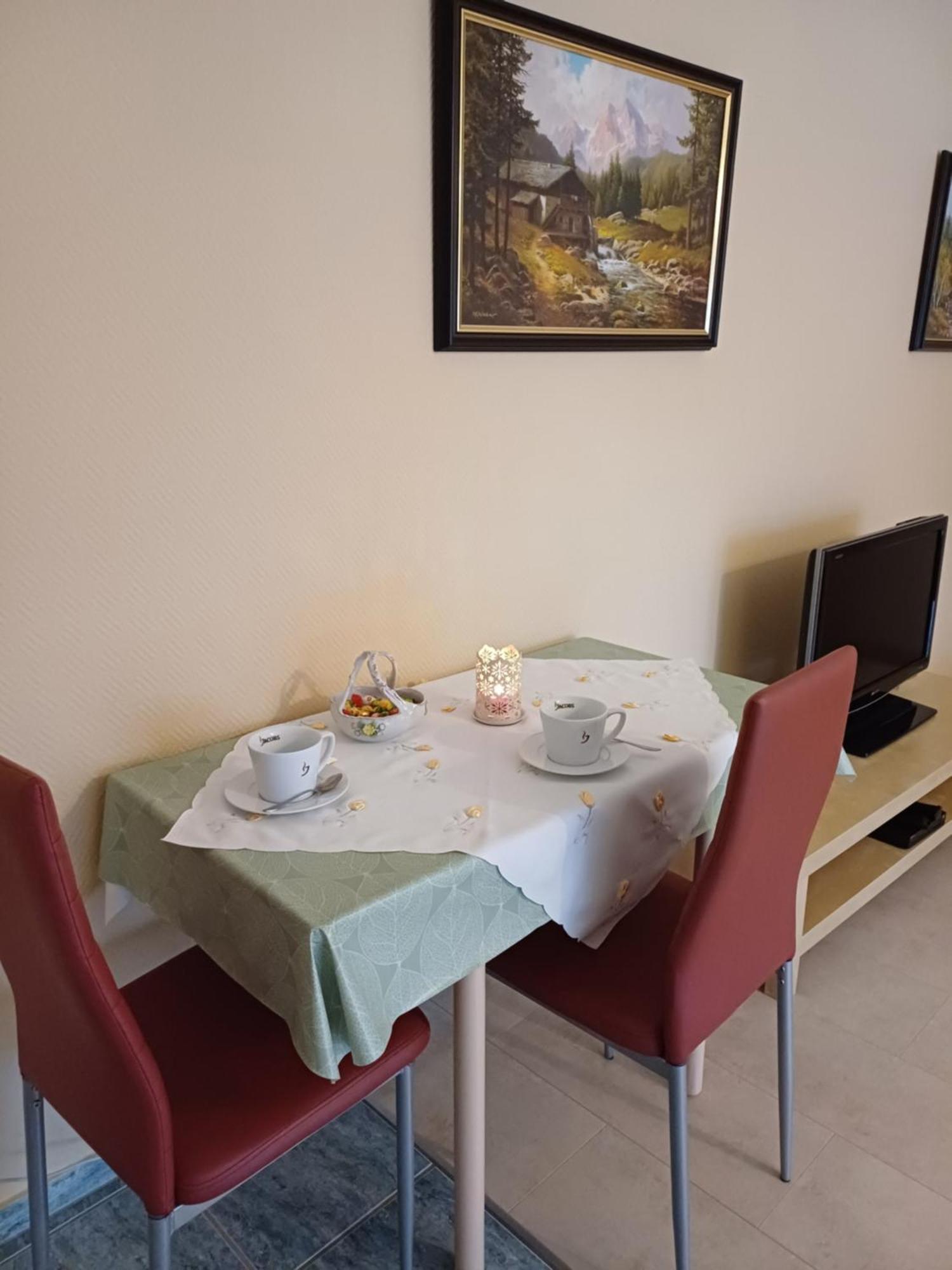 Thueringer Zimmer Suhl Bagian luar foto