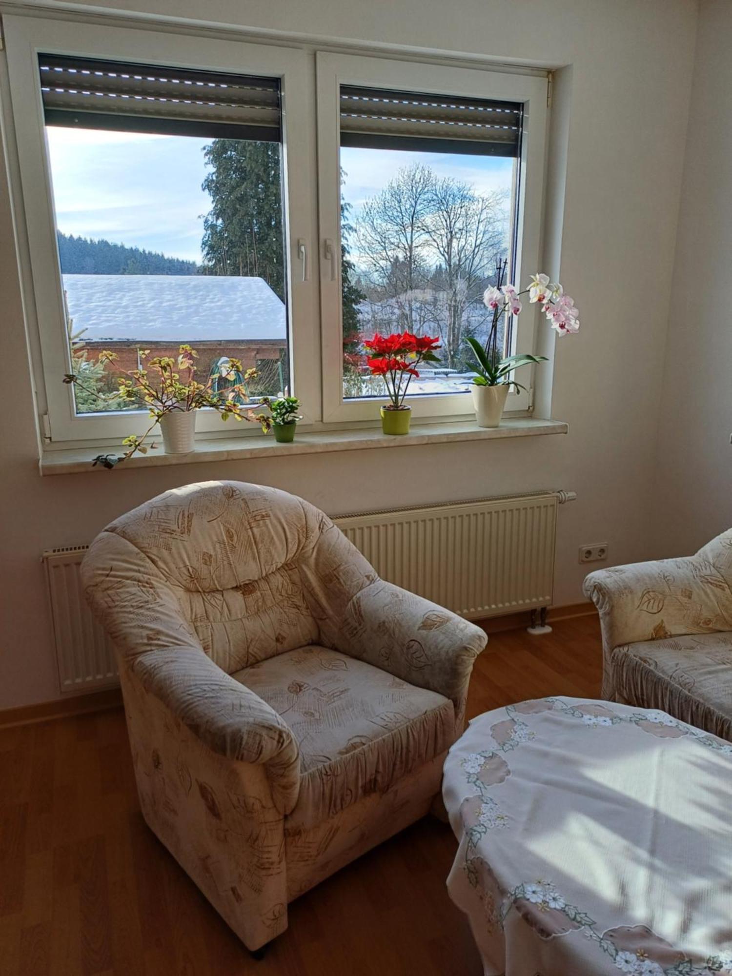 Thueringer Zimmer Suhl Bagian luar foto